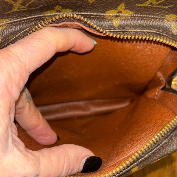 Louis Vuitton Monogram Amazon Crossbody COA - Picture 8 of 14